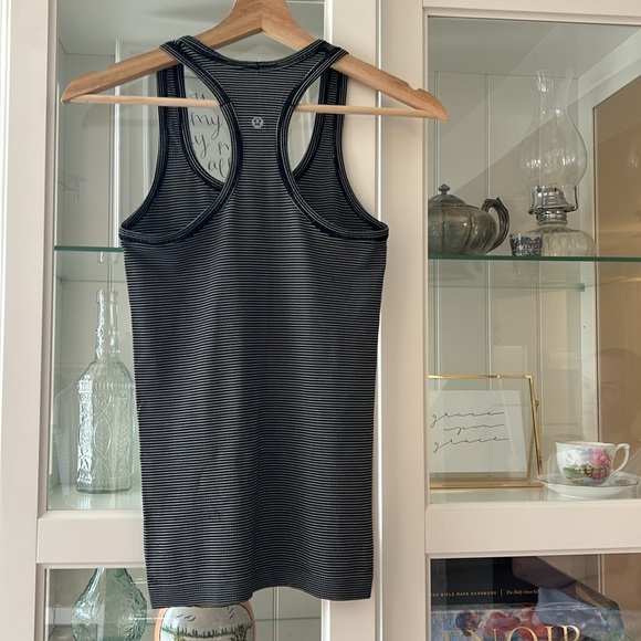 Lululemon Swiftly Tech Racerback Hyperstripe - Picture 8 of 8